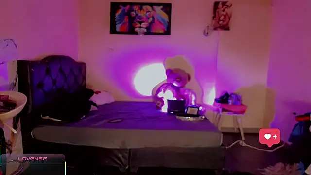 Rossedewitt  online show from April 17, 6:55 pm