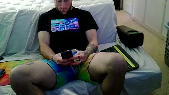 Luv2SuckBWC92 online show from October 3, 4:48 pm