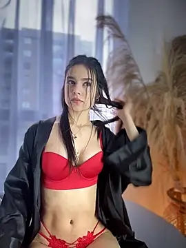 Sofi Leal online show from March 21, 11:59 am