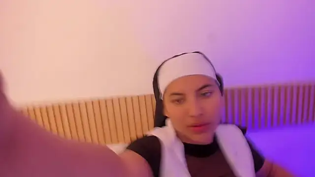 OliviaSweett online show from October 31, 6:31 pm