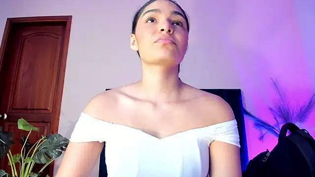 LunaAspen  online show from March 30, 6:09 pm