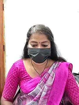 Snapshot of tamil_Sigappu_Roja chatting on April 22, 12:46 am tamil Sigappu Roja online show from April 22, 12:46 am