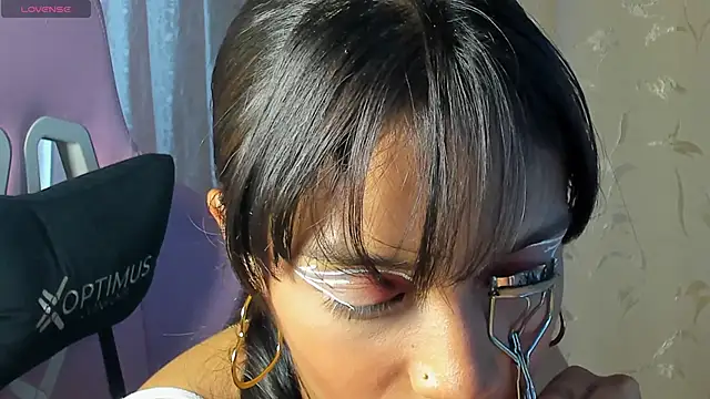 MelanyOconner online show from September 26, 3:38 pm