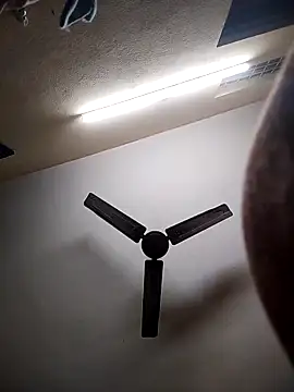 Snapshot of Devi-with-Ram chatting on November 18, 6:18 am Devi-with-Ram online show from November 18, 6:18 am