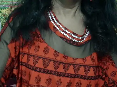 Lovely bhabhi143 online show from May 17, 6:00 am