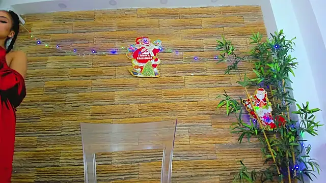 Cupcake Izzy online show from December 17, 5:35 am