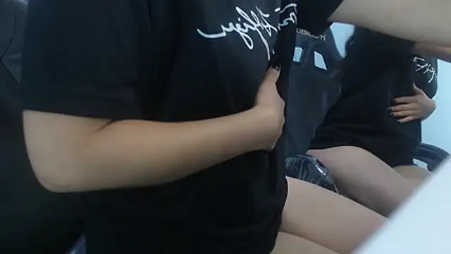 victoria hernandez t  online show from February 17, 12:56 pm