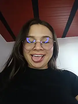 Snapshot of Isa_Acosta chatting on May 15, 10:17 pm Isa Acosta online show from May 15, 10:17 pm