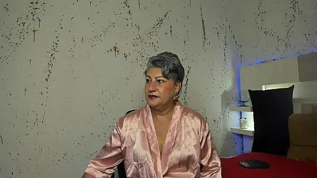 JaddeWalker online show from October 8, 11:30 am