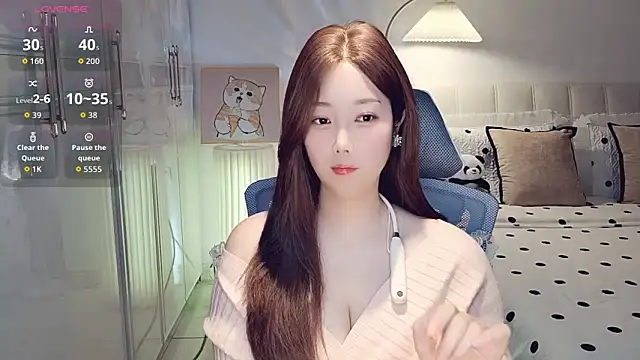 Xiaotantan-99 online show from April 4, 7:33 pm