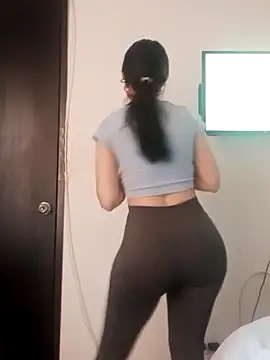 Snapshot of Dana_Rise chatting on February 27, 1:55 pm Dana Rise online show from February 27, 1:55 pm