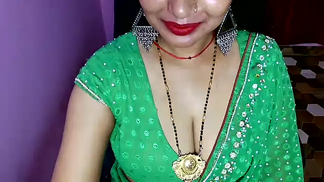 QUEEN SAKHI- online show from May 28, 7:22 pm