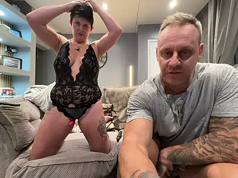 backdoorgalore4you online show from April 7, 8:42 pm