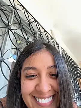 Snapshot of Camila_Bustamante chatting on October 21, 5:13 pm Camila Bustamante online show from October 21, 5:13 pm