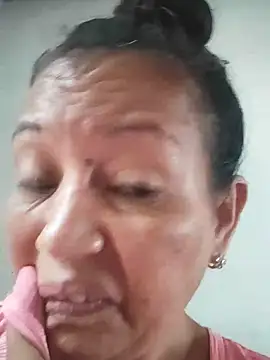 Snapshot of marinita13 chatting on October 11, 2:15 pm marinita13 online show from October 11, 2:15 pm