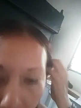 Snapshot of marinita13 chatting on November 7, 3:01 pm marinita13 online show from November 7, 3:01 pm