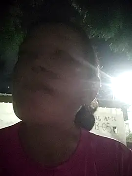 Snapshot of marinita13 chatting on November 9, 1:48 am marinita13 online show from November 9, 1:48 am