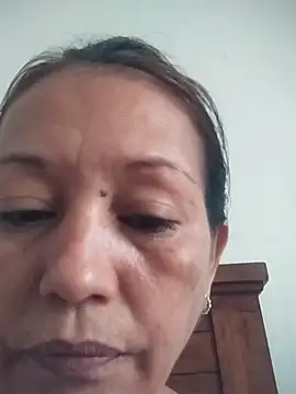 Snapshot of marinita13 chatting on December 21, 4:47 pm marinita13 online show from December 21, 4:47 pm