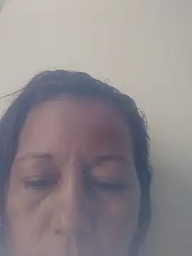 Snapshot of marinita13 chatting on January 13, 1:27 pm marinita13 online show from January 13, 1:27 pm