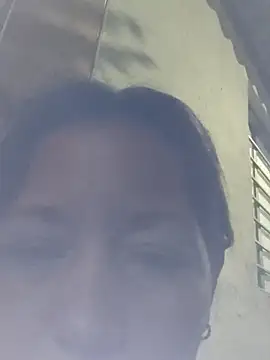 Snapshot of marinita13 chatting on February 15, 8:13 am marinita13 online show from February 15, 8:13 am