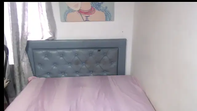 Snapshot of sarah_aguilar chatting on November 24, 6:51 pm sarah aguilar online show from November 24, 6:51 pm