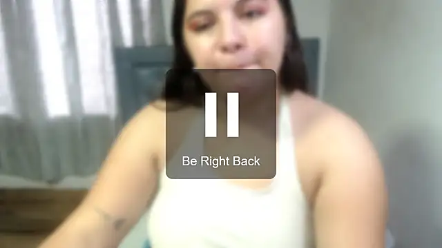 Snapshot of sarah_aguilar chatting on May 11, 3:18 pm sarah aguilar online show from May 11, 3:18 pm