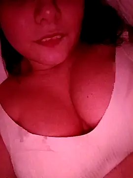 Snapshot of Theredcorazon chatting on December 5, 7:50 am Theredcorazon online show from December 5, 7:50 am