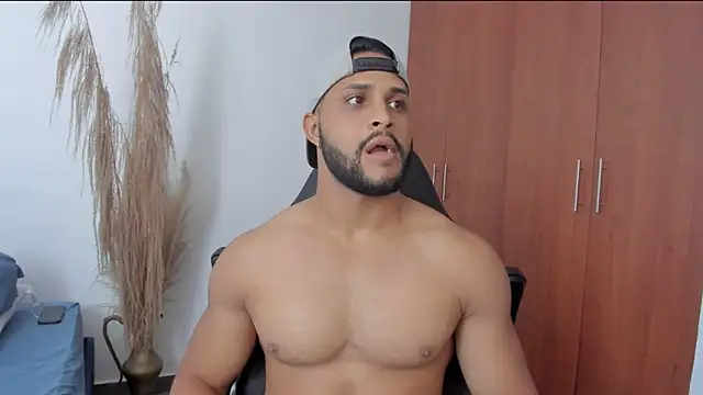 Pier Simons online show from April 4, 7:11 pm