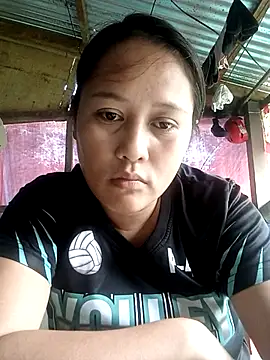 Snapshot of pretty_me092121 chatting on November 6, 6:25 am pretty me092121 online show from November 6, 6:25 am