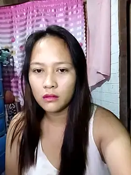 Snapshot of pretty_me092121 chatting on November 16, 5:51 pm pretty me092121 online show from November 16, 5:51 pm