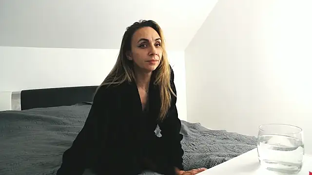 ArabianMalikah online show from March 23, 9:19 pm