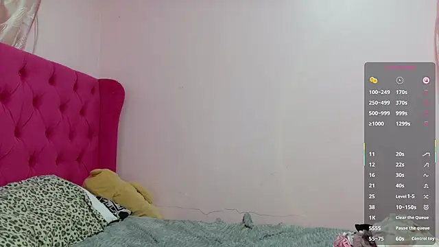 Snapshot of Serenaa_rabbit chatting on October 14, 5:19 am Serenaa rabbit online show from October 14, 5:19 am