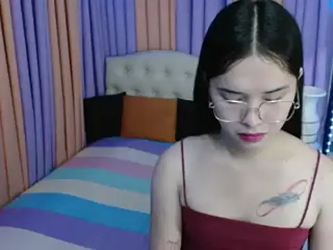 SeductiveAppleTS online show from December 2, 5:24 am