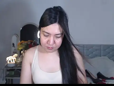 Snapshot of stellahugeX chatting on October 6, 4:21 am stellahugeX online show from October 6, 4:21 am