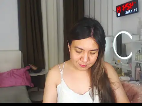 stellahugeX online show from March 20, 8:25 pm