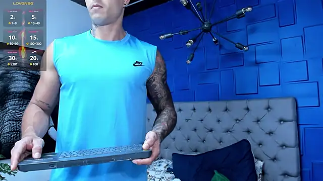 andres-clark92 online show from March 21, 3:04 pm