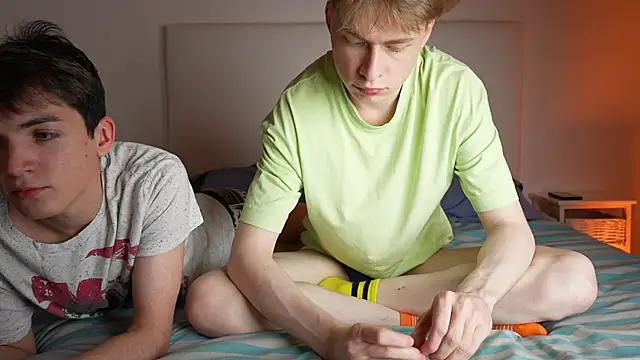 Snapshot of MattyandAiden chatting on January 8, 6:54 pm MattyandAiden online show from January 8, 6:54 pm