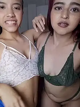 Snapshot of nea-dulce chatting on October 18, 5:32 am nea-dulce online show from October 18, 5:32 am