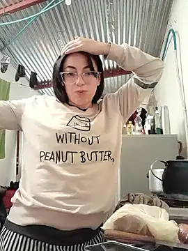 Snapshot of Miranda_sexlove_ chatting on December 1, 4:01 pm Miranda sexlove online show from December 1, 4:01 pm