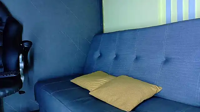 ALANNFERRER online show from April 23, 10:14 am