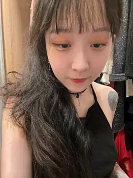 Etherealcat33 online show from April 4, 3:20 pm