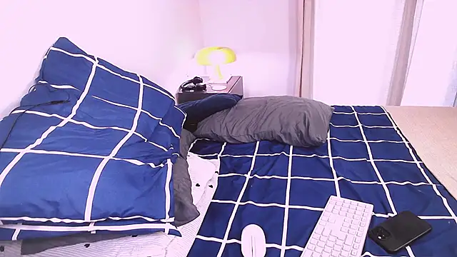 Snapshot of hairyzodb chatting on November 12, 5:35 pm hairyzodb online show from November 12, 5:35 pm