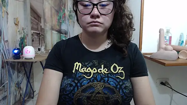 greeneyes nurse online show from February 19, 6:15 pm