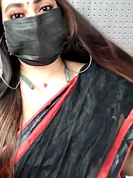 Snapshot of Cutie_nila26 chatting on November 6, 5:52 am Cutie nila26 online show from November 6, 5:52 am