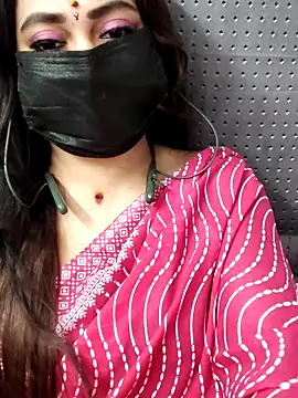 Snapshot of Cutie_nila26 chatting on November 13, 6:01 am Cutie nila26 online show from November 13, 6:01 am