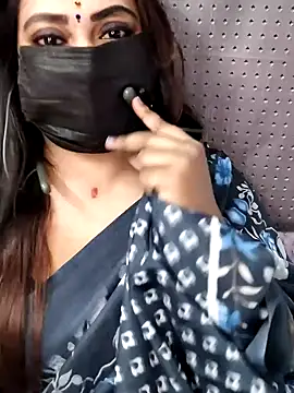 Snapshot of Cutie_nila26 chatting on November 19, 4:34 am Cutie nila26 online show from November 19, 4:34 am