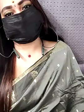 Snapshot of Cutie_nila26 chatting on November 25, 5:07 am Cutie nila26 online show from November 25, 5:07 am