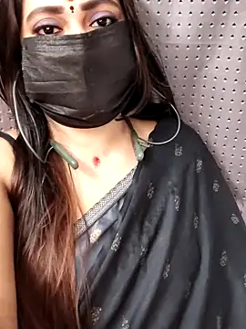 Snapshot of Cutie_nila26 chatting on November 29, 5:10 am Cutie nila26 online show from November 29, 5:10 am