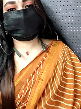 Snapshot of Cutie_nila26 chatting on December 2, 5:02 am Cutie nila26 online show from December 2, 5:02 am