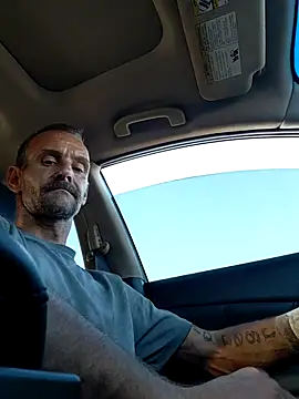 Hungwell1515 online show from October 16, 10:00 pm